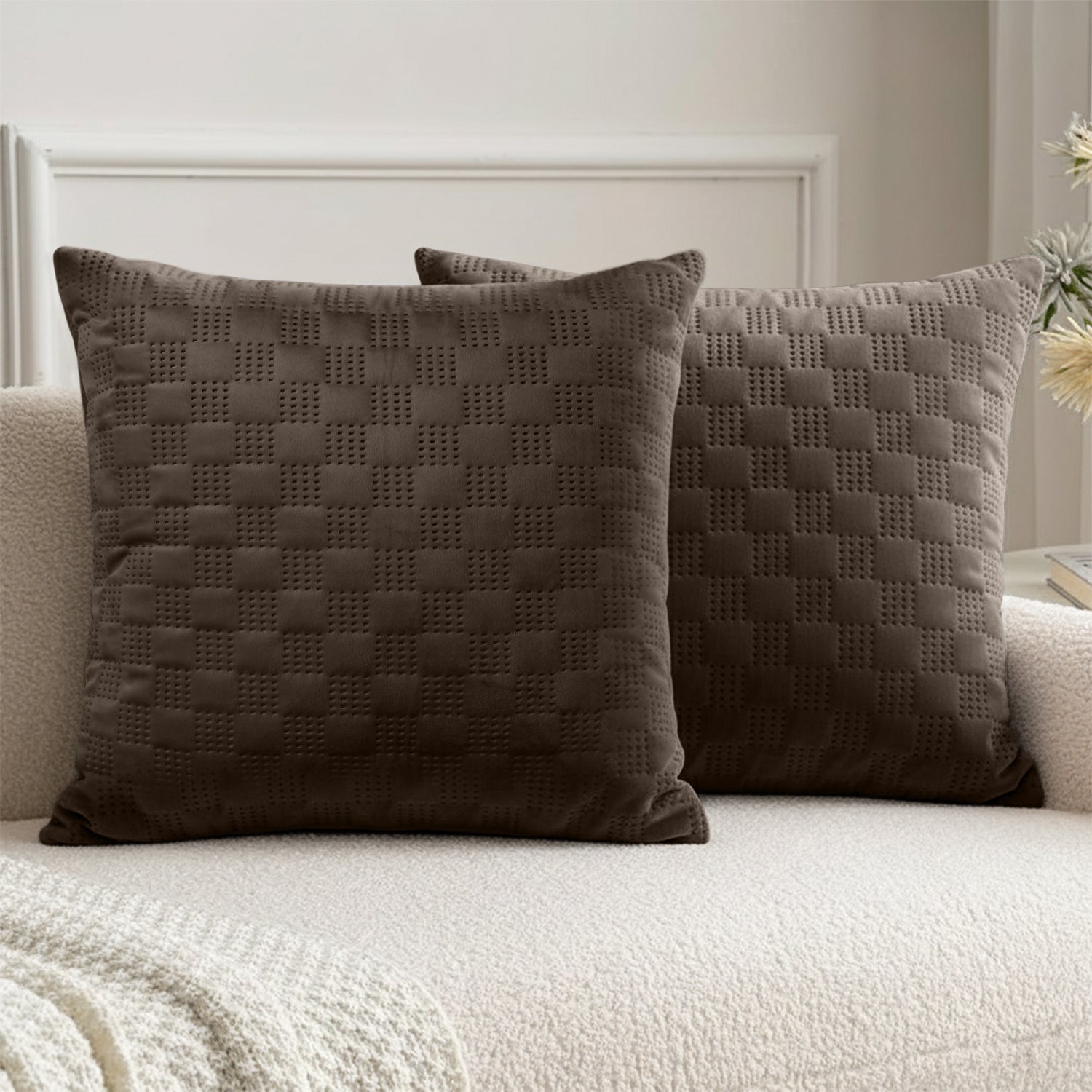 Pack Of 2 Square Velvet Cushion Cover Check Pattern