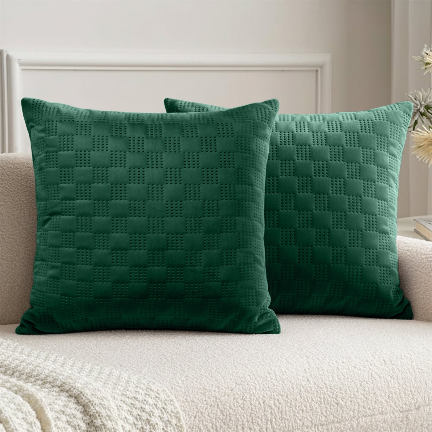Pack Of 2 Square Velvet Cushion Cover Check Pattern
