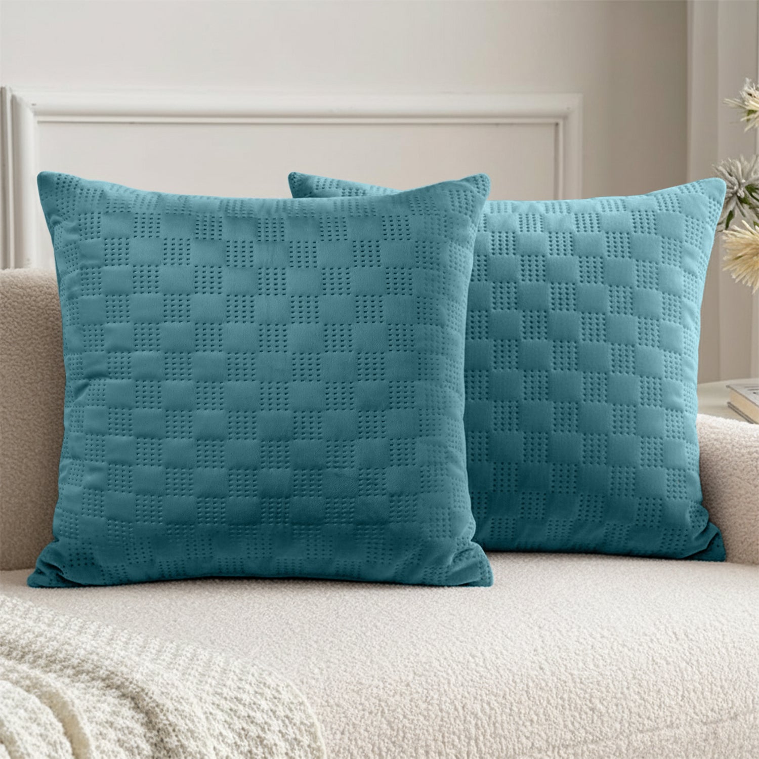 Pack Of 2 Square Velvet Cushion Cover Check Pattern