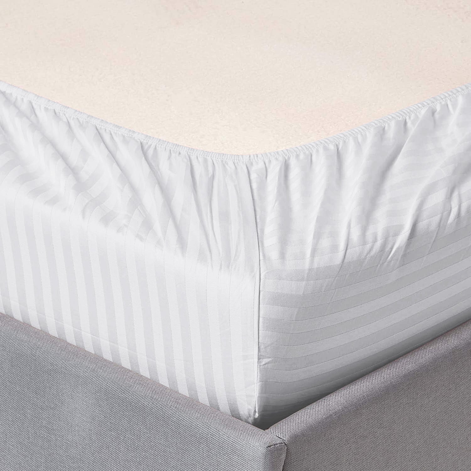 White Extra Deep Mattress Fitted Sheets