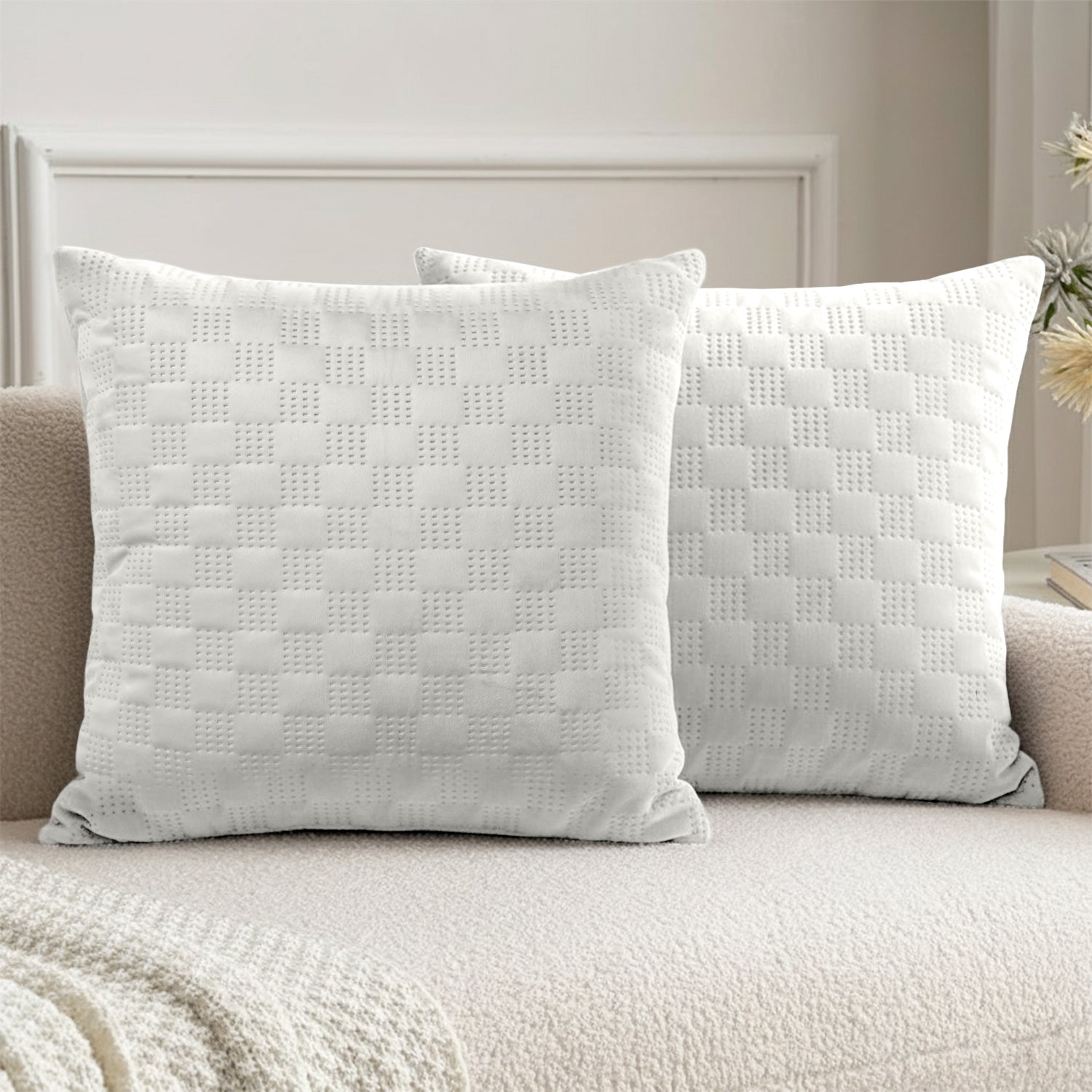 Pack Of 2 Square Velvet Cushion Cover Check Pattern