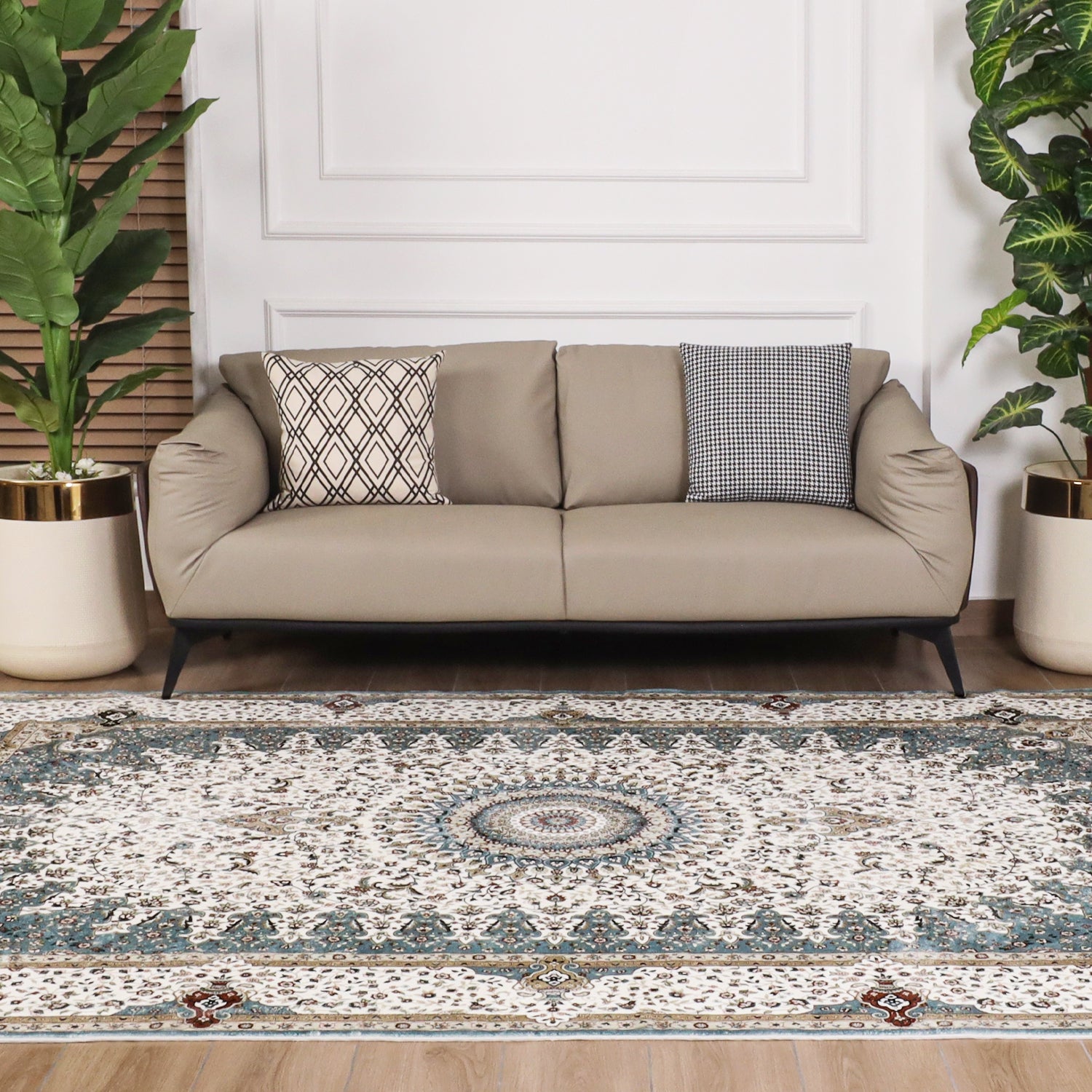 Classic Traditional Area Rugs Cashmere