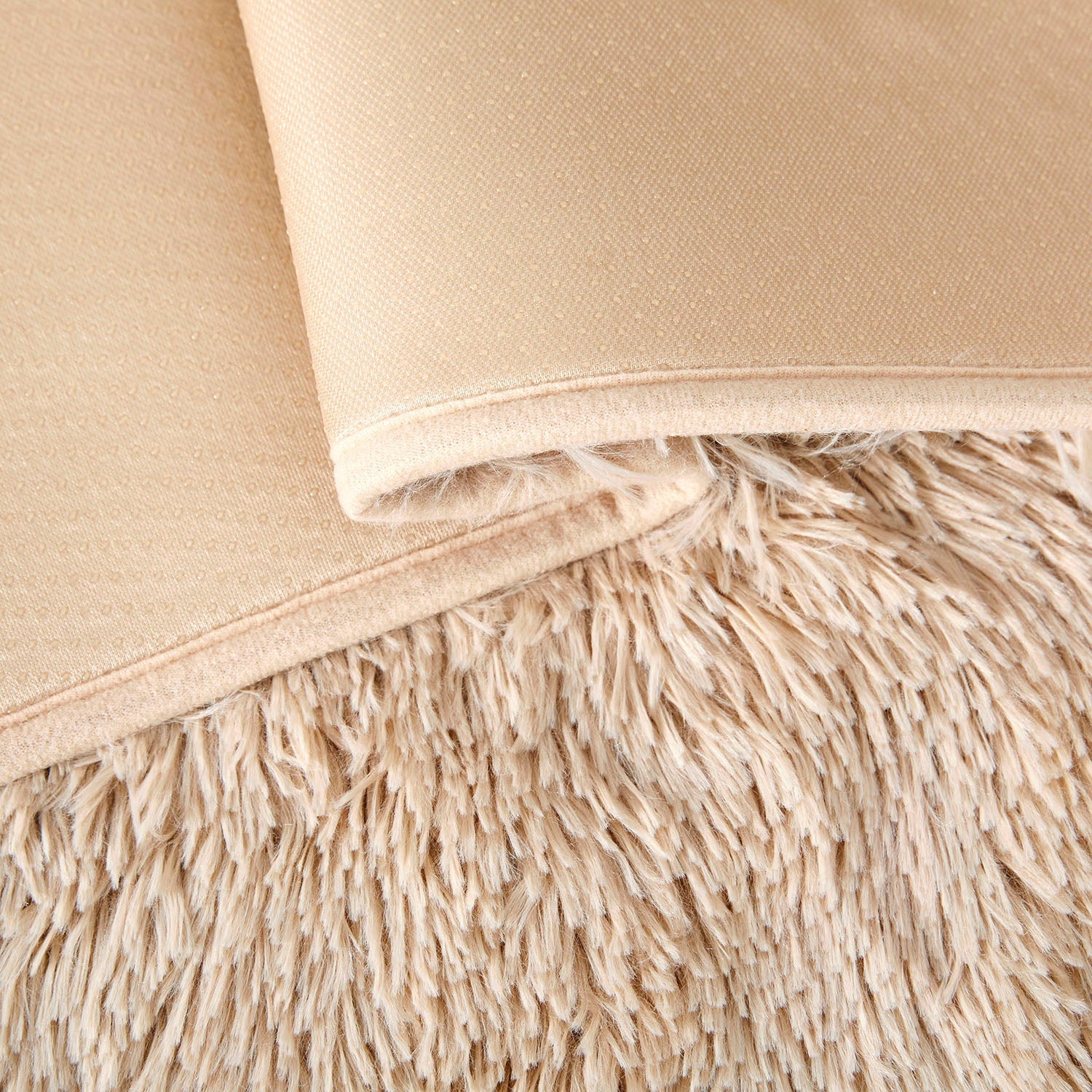 Beige Shaggy Rugs