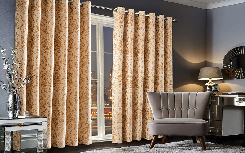 Curtains for the bedroom: choose them well