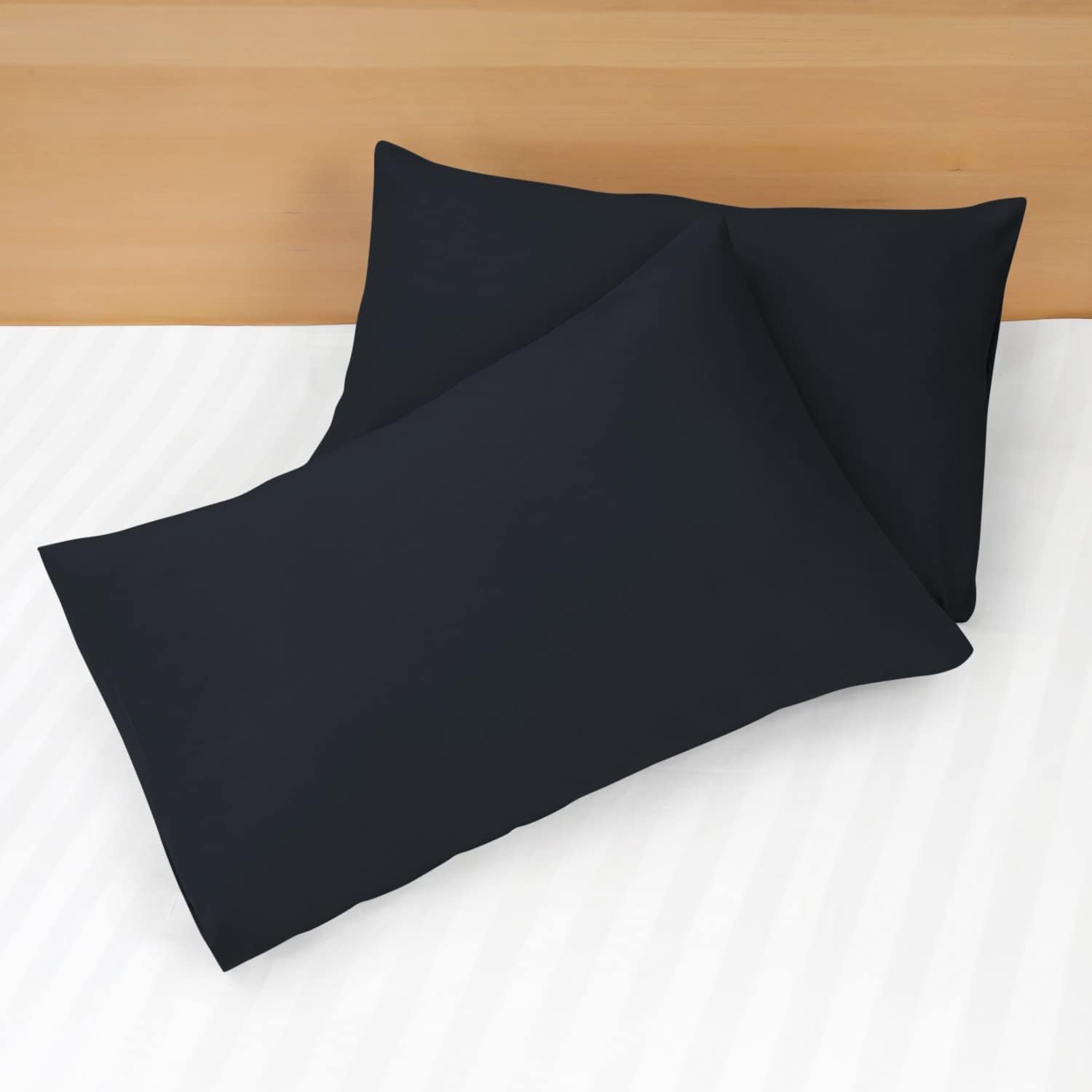 4 Piece Plain Bedding Set black