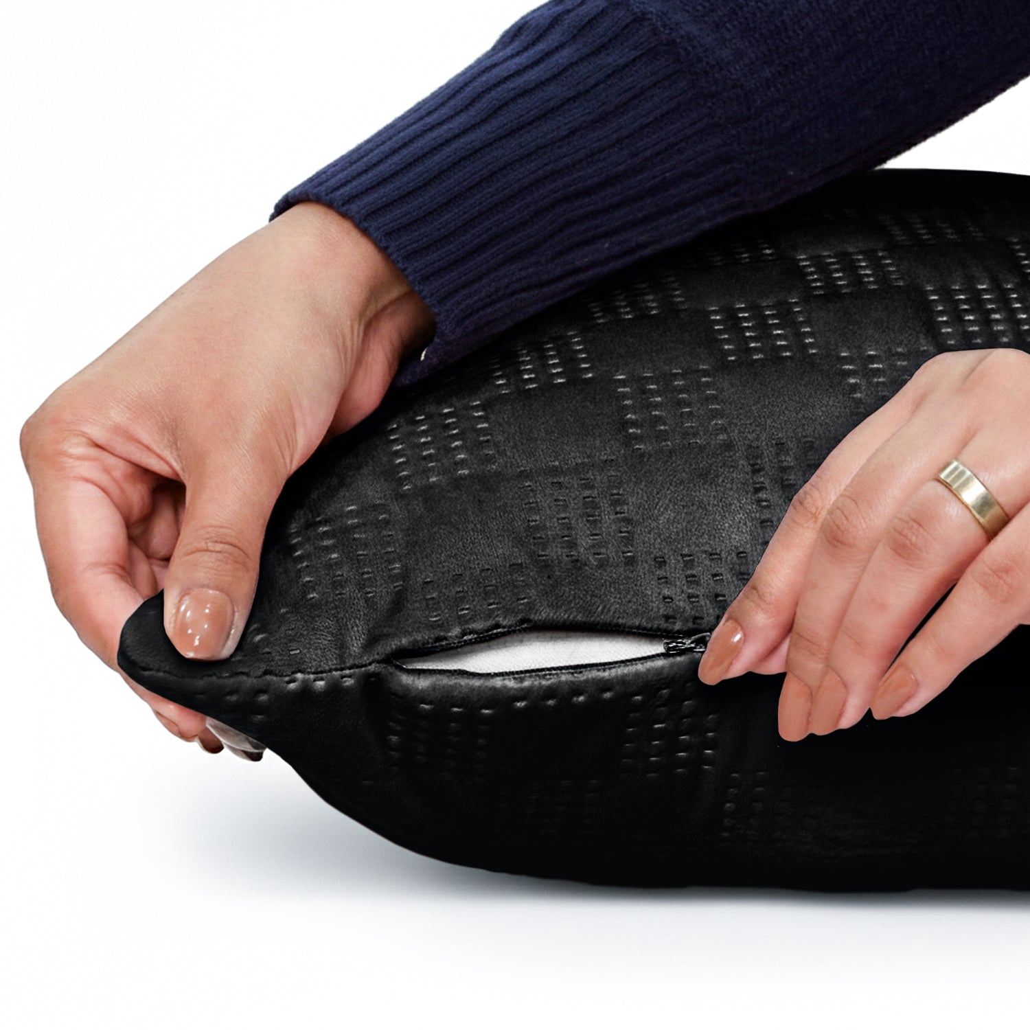 Pack Of 2 Square Velvet Cushion Cover Check Pattern