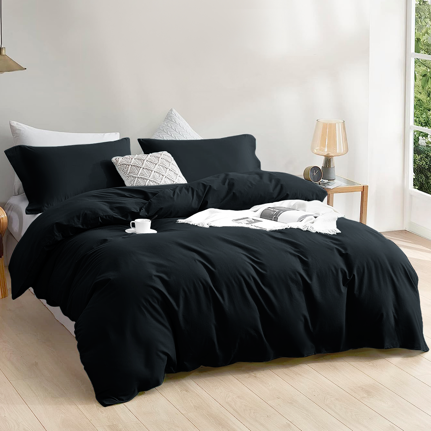 4 Piece Plain Bedding Set black