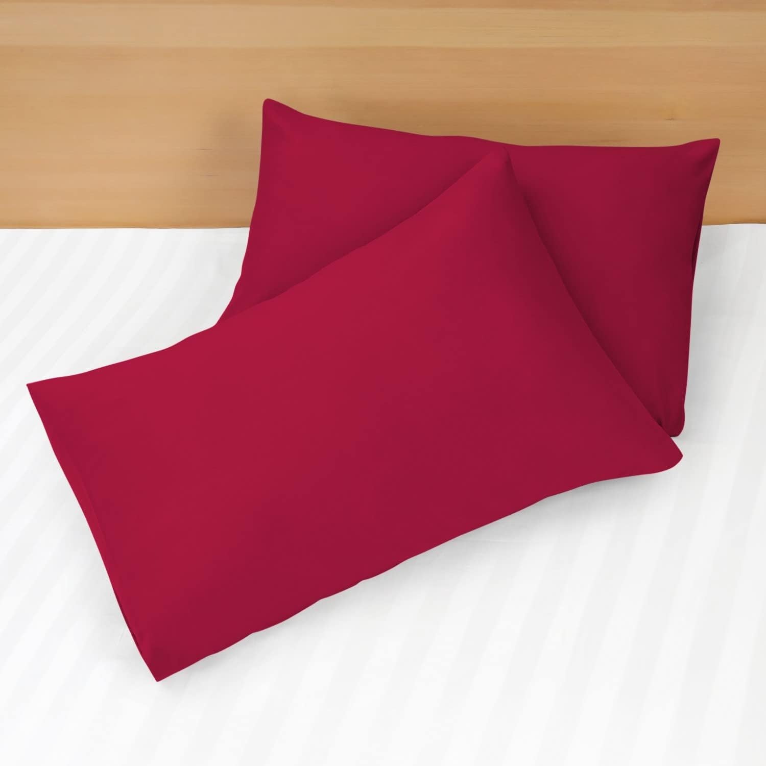 4 Piece Plain Bedding Set red