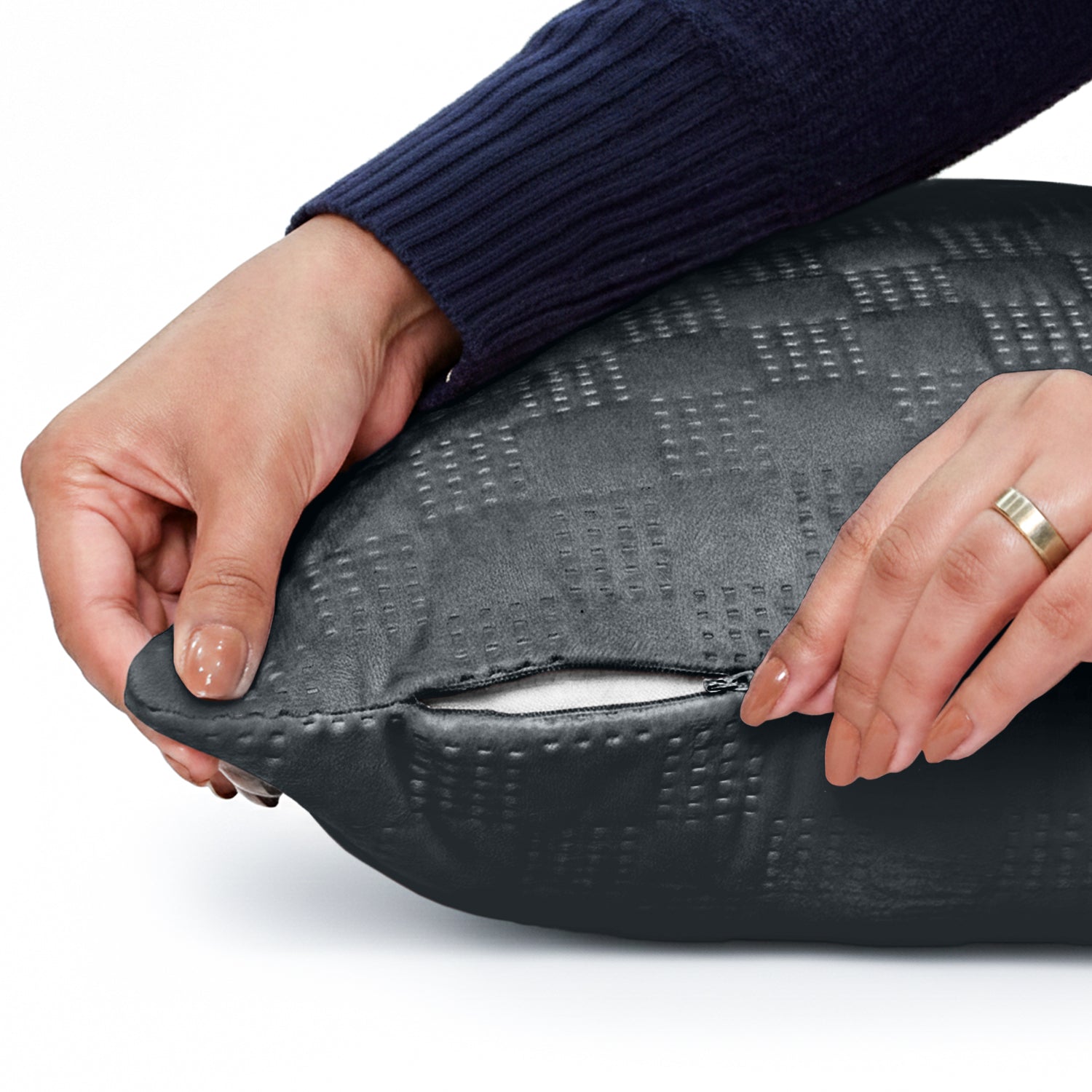 Pack Of 2 Square Velvet Cushion Cover Check Pattern