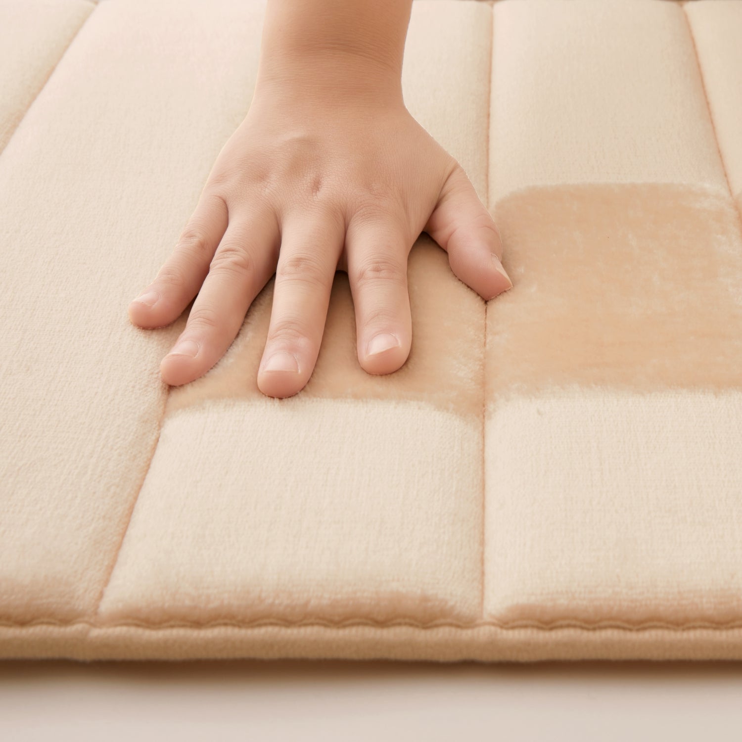 Cream Bath Mat 