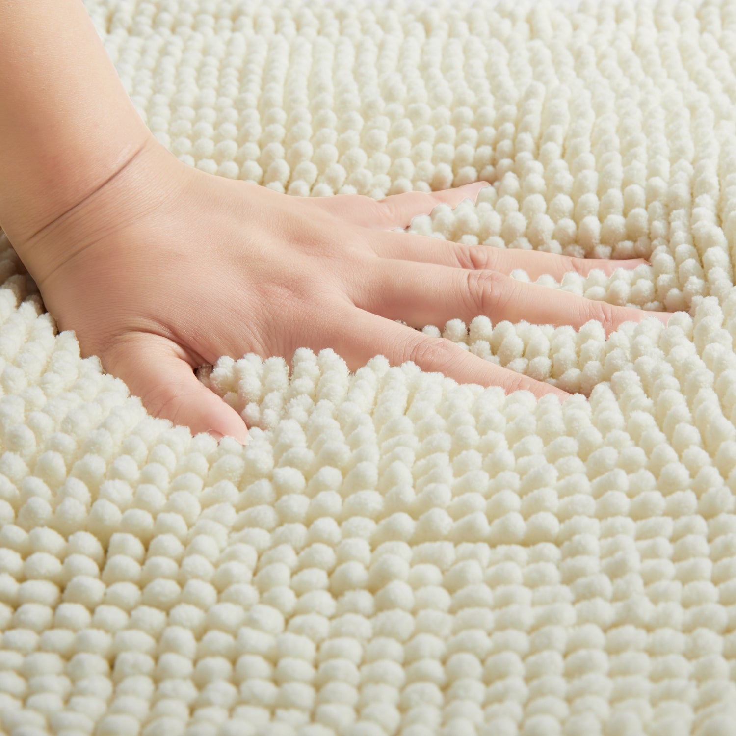 Chenille Bath Mat Cream