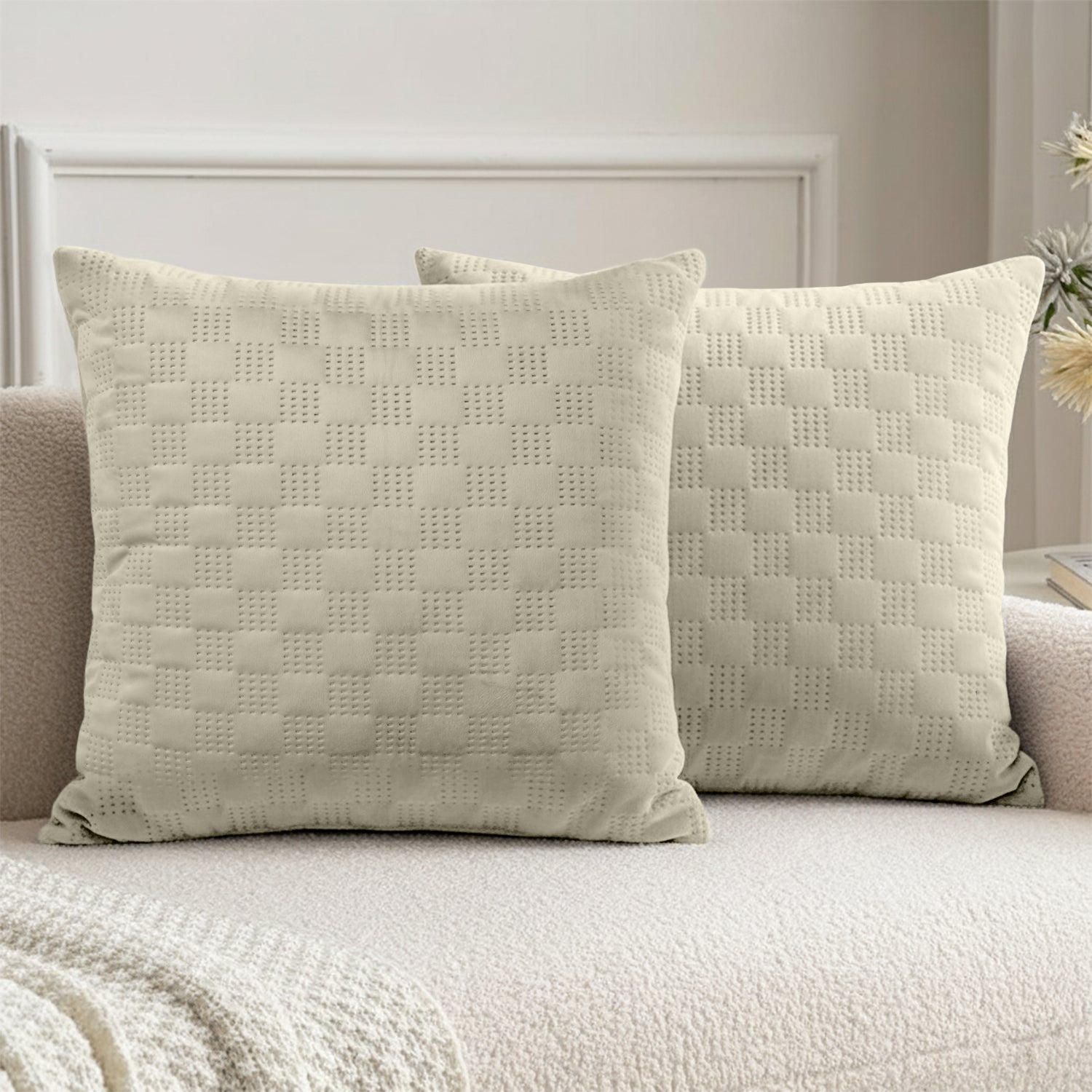Pack Of 2 Square Velvet Cushion Cover Check Pattern