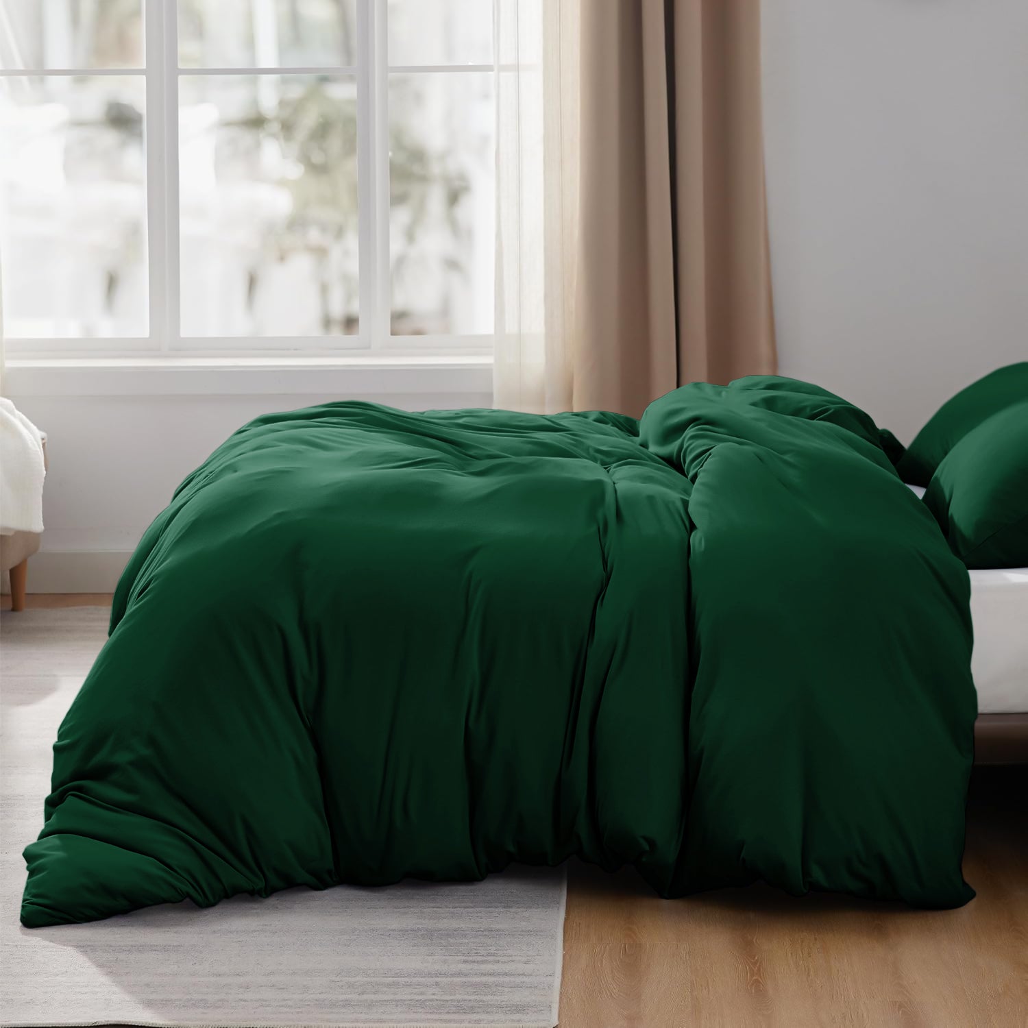 Plain Emerald Green Bedding Set