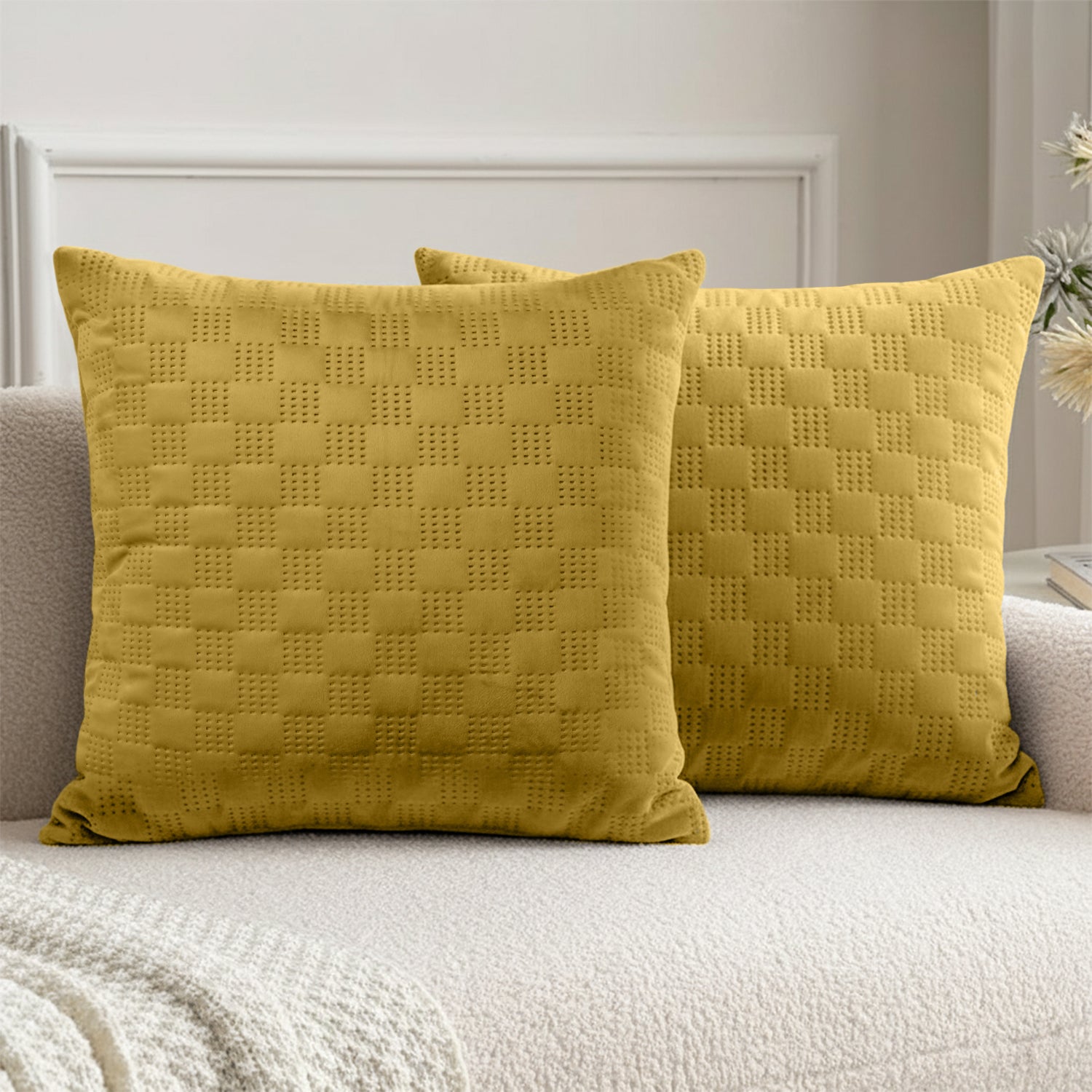 Pack Of 2 Square Velvet Cushion Cover Check Pattern