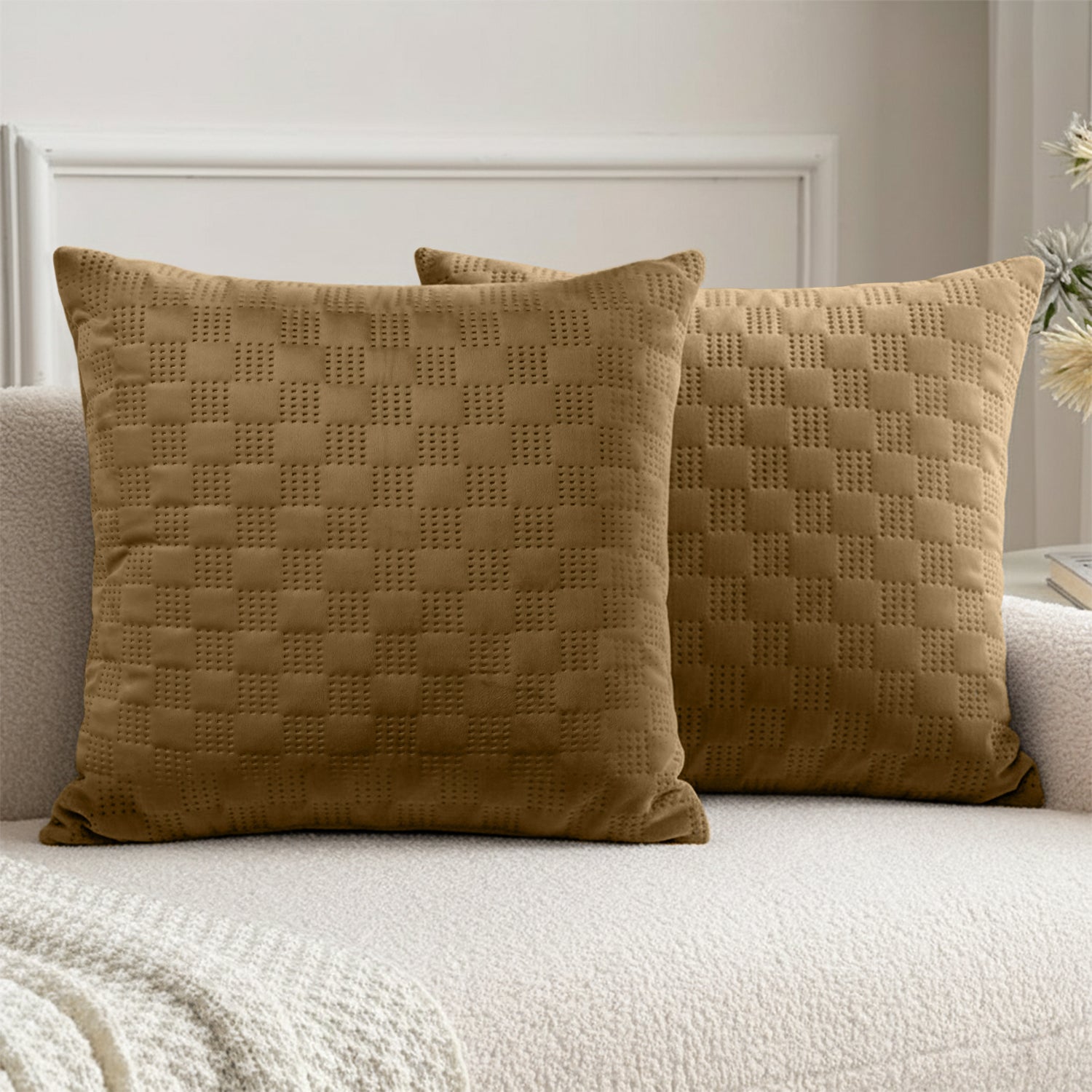 Pack Of 2 Square Velvet Cushion Cover Check Pattern