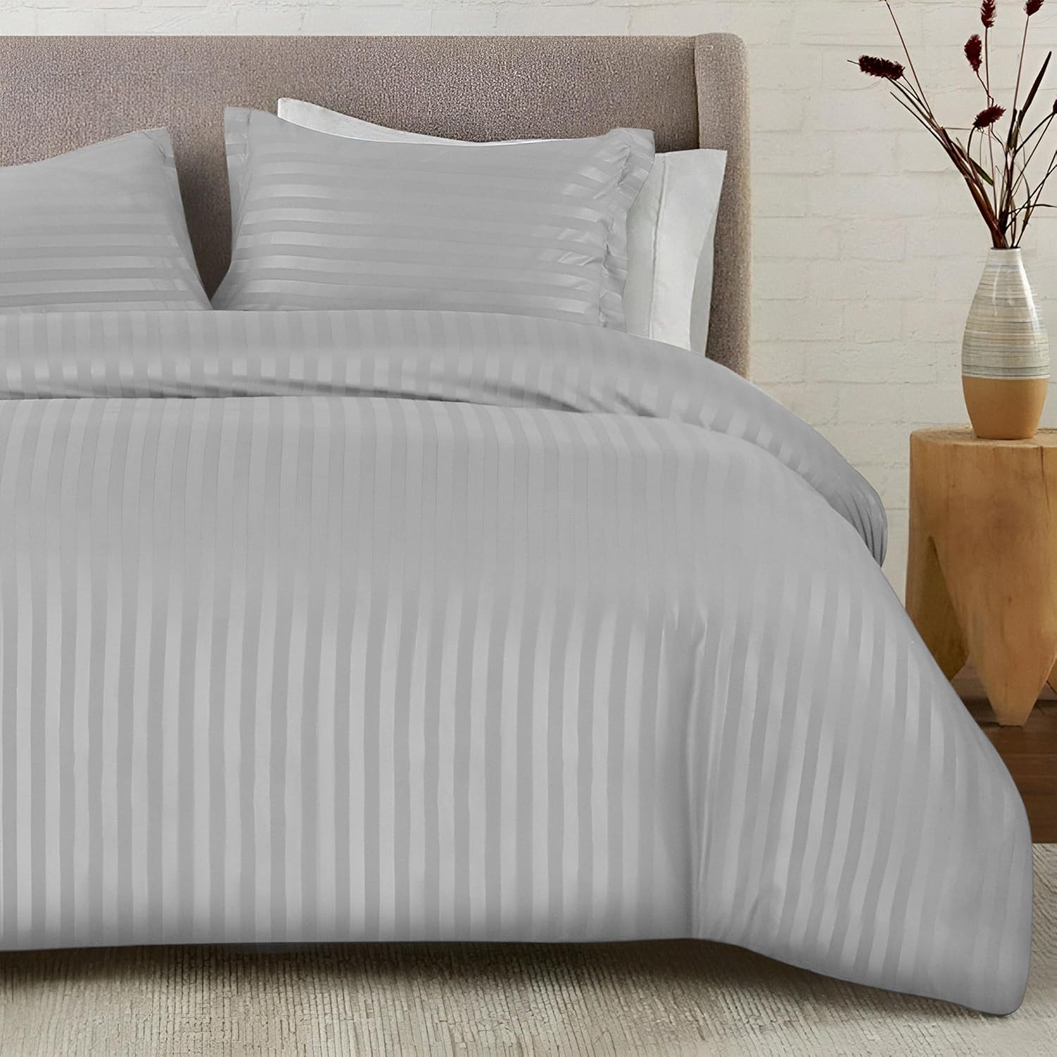 Silver complete Stripe Duvet Cover set