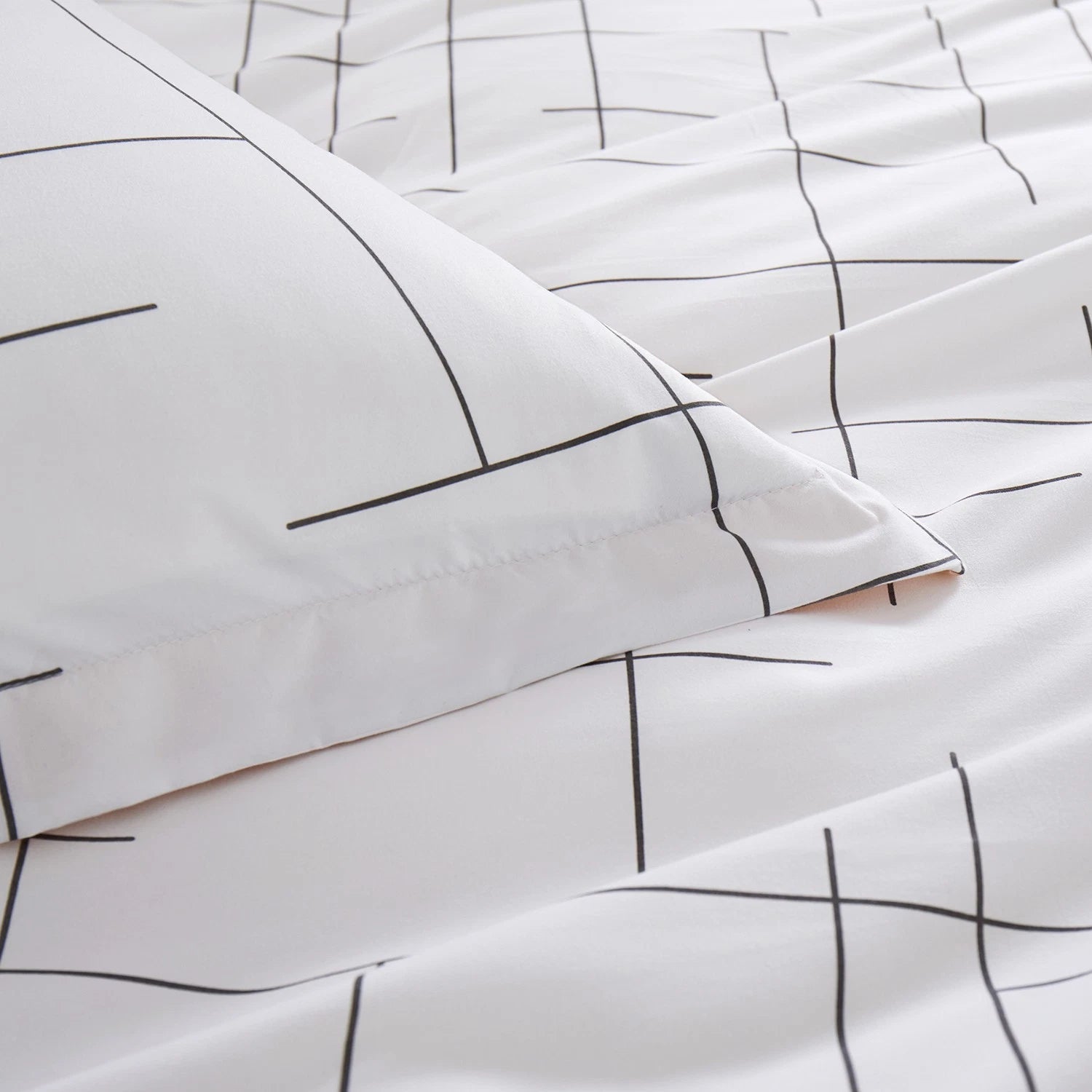 Luxury Duvet Covers Tile Pattern Printed Bedding Set White