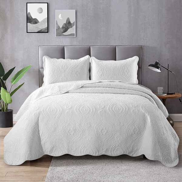  White Bedspread
