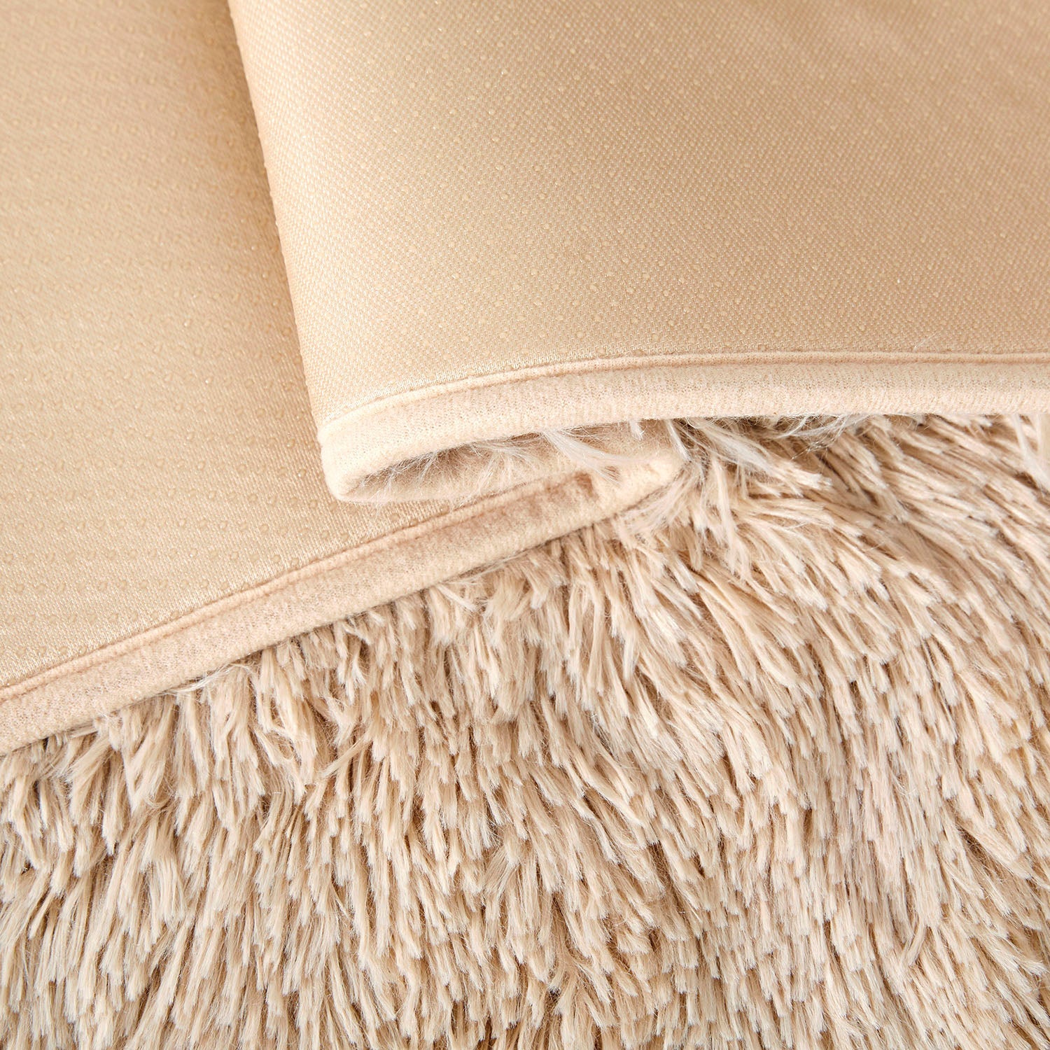 Beige Shaggy Rugs 