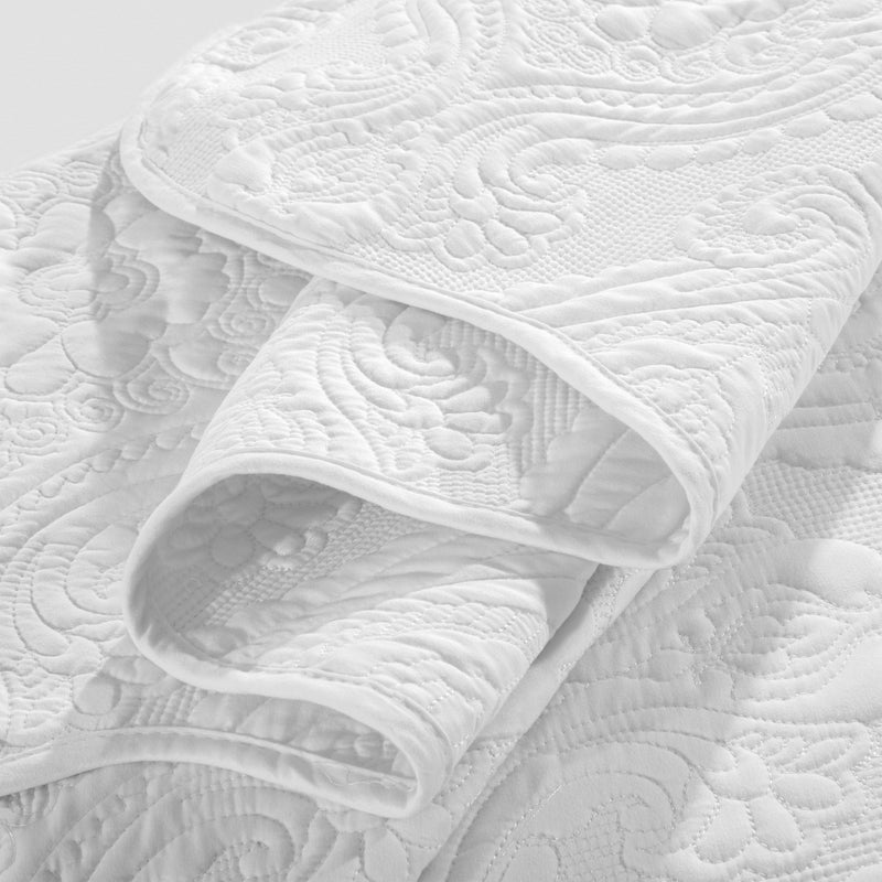 White Bedspread